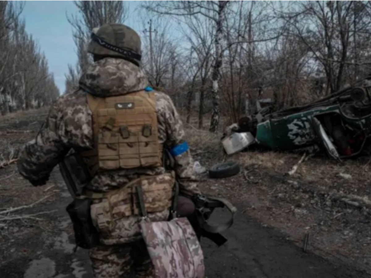 Экс-полковник СБУ: 15 тысяч солдат ВСУ попали в окружение под Курахово