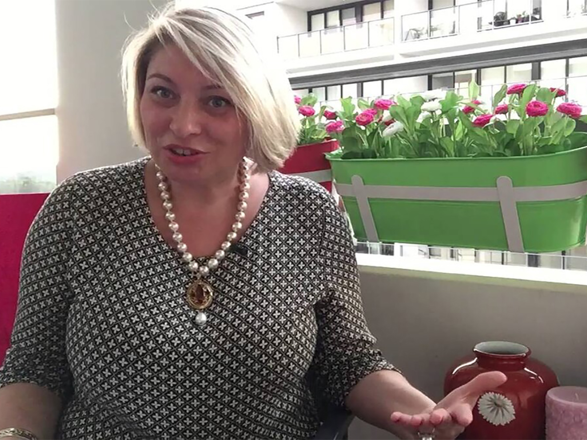 Астролог Анжела Перл