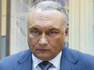 Арестованный сенатор Савельев