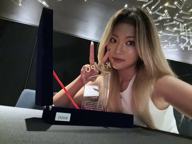 Топ-10 популярных женщин, которых признали самыми красивыми в 2024 году