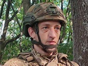 Зеленский присвоил звание героя бойцу ВСУ, погибшему в ножевом бою с якутским штурмовиком