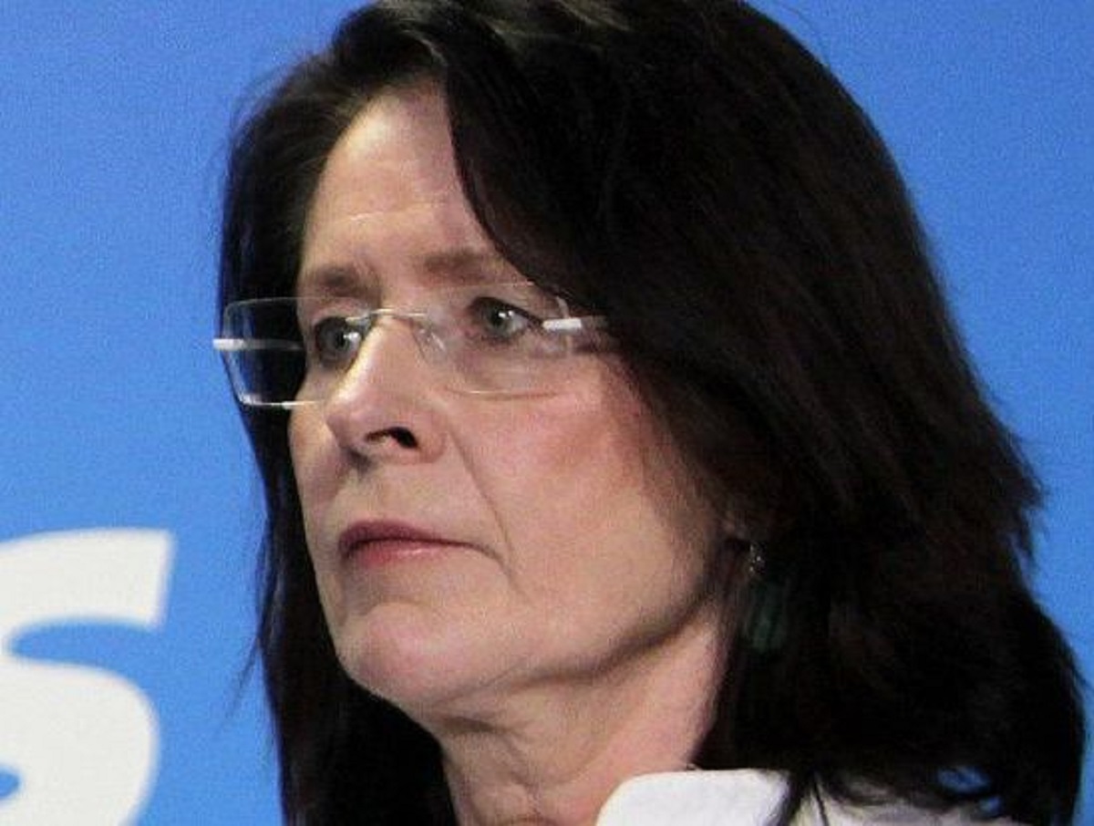 «Скрестим пальцы»: сенатор Чехии призвала устроить для России новую блокаду Ленинграда