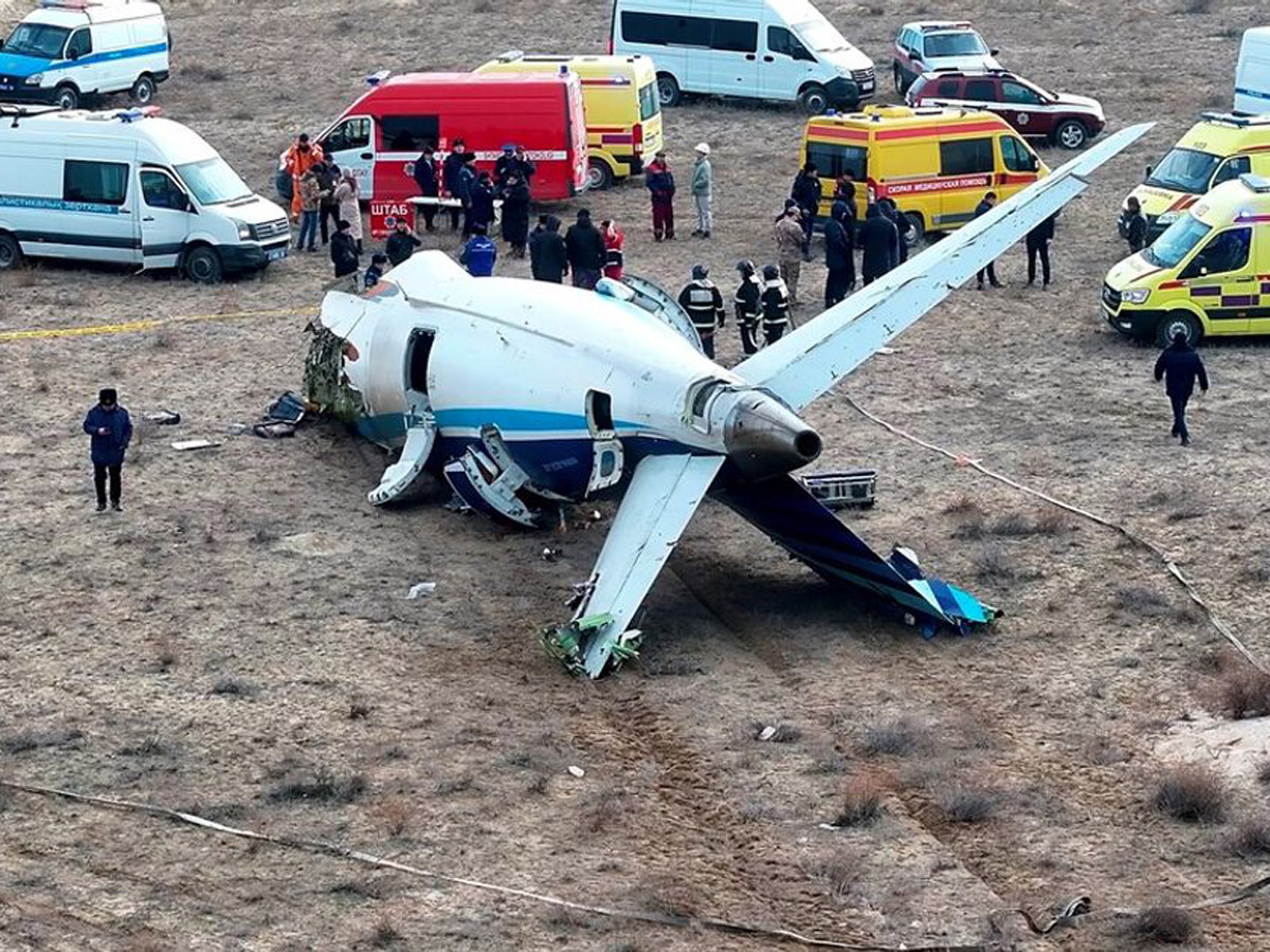 Появилась полная расшифровка переговоров пилотов самолета AZAL с диспетчерами