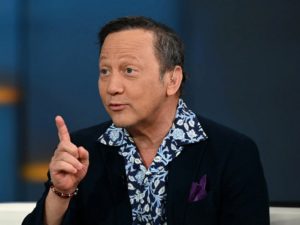 Американский актер Роб Шнайдер жестко прошелся по Зеленскому