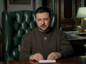 Зеленский выдал военного из Тувы за пленного из КНДР, опубликовав фото