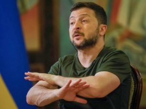 «Ему каждый день падает что-то на голову»: психиатр отреагировал на «матерное» интервью Зеленского