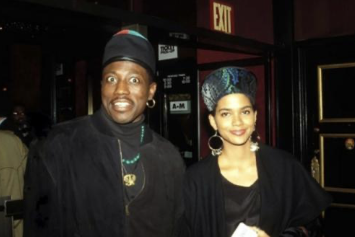 Как выглядят настоящие возлюбленные героев популярных боевиков