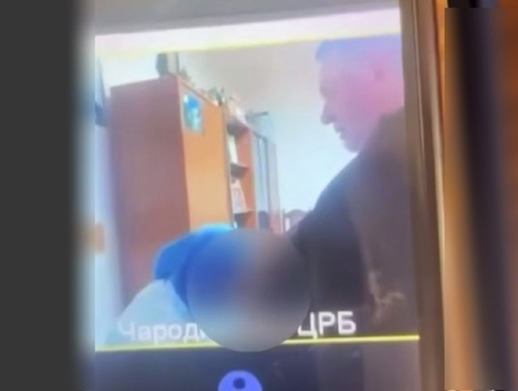 Трусикидегі лесбиянкалардың видеосы