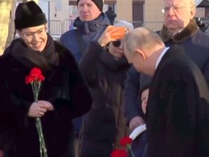 «Он скрывает»: Ксения Собчак рассказала, о чем ее сын Платон говорил с Путиным