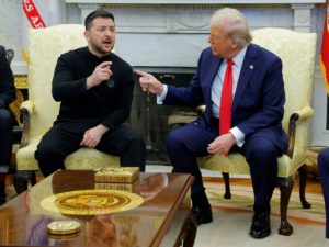 «Всё развалилось»: как политики и СМИ отреагировали на перепалку Зеленского и Трампа