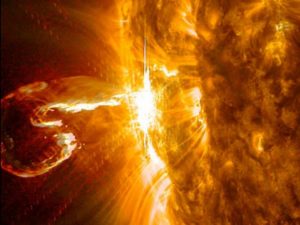 Военкор Сладков заявил о «плохо пахнущем» деле генерала Суровикина и сравнил его с делом генерала Попова