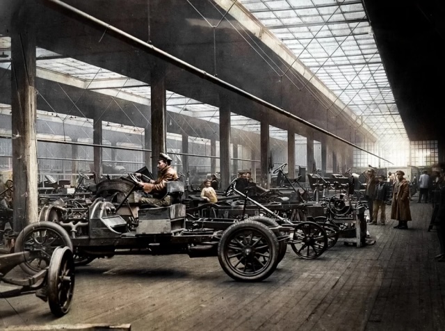 Редкие снимки Москвы, снятые 100 лет назад