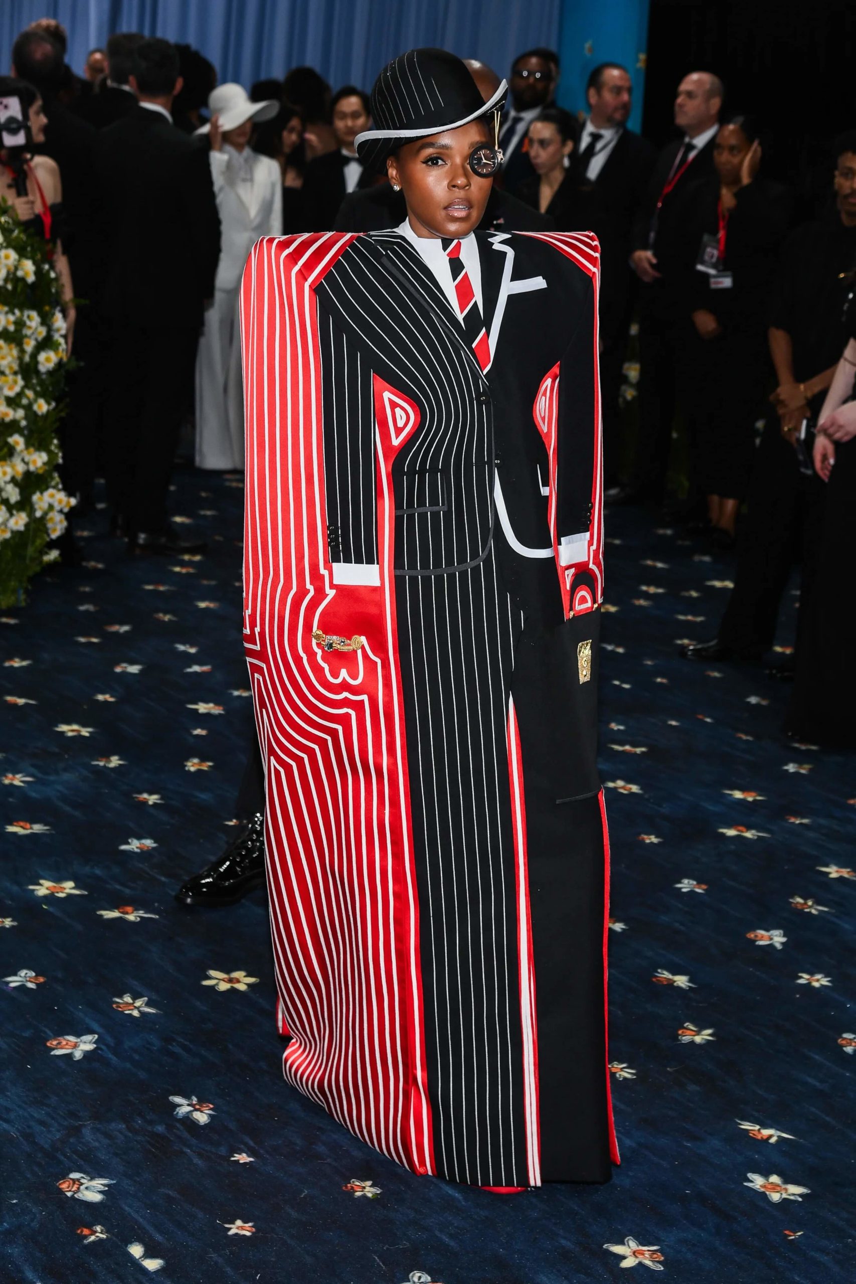 Met Gala 2025: чем удивили мир звезды Голливуда в этот раз?