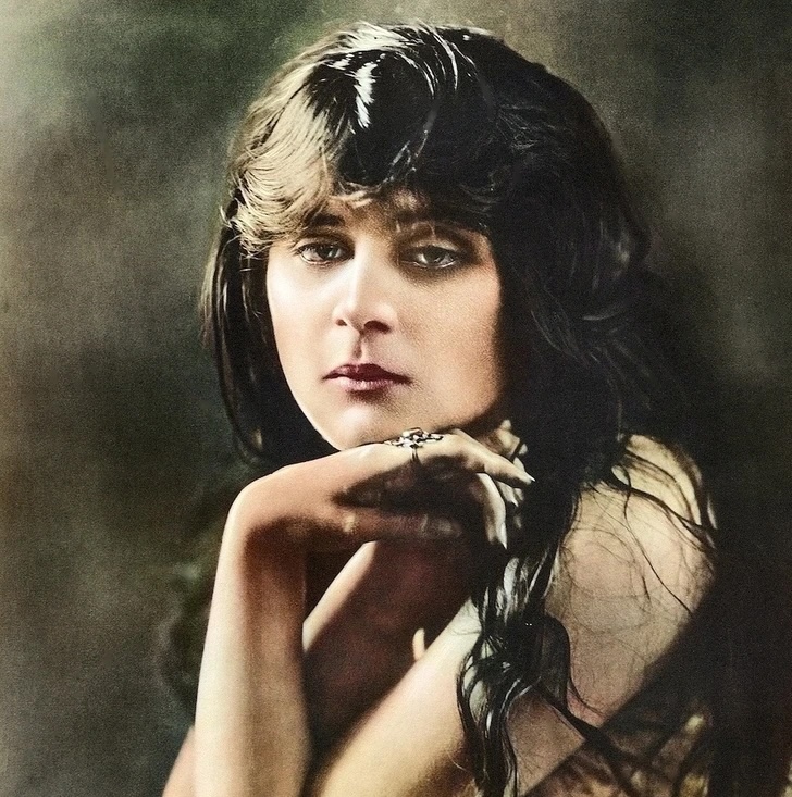 Как выглядели дамы прошлого века, чья красота неоспорима и сегодня