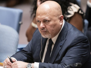 Выдавший ордер на Путина прокурор МУС Хан ушел с поста из-за секс-скандала