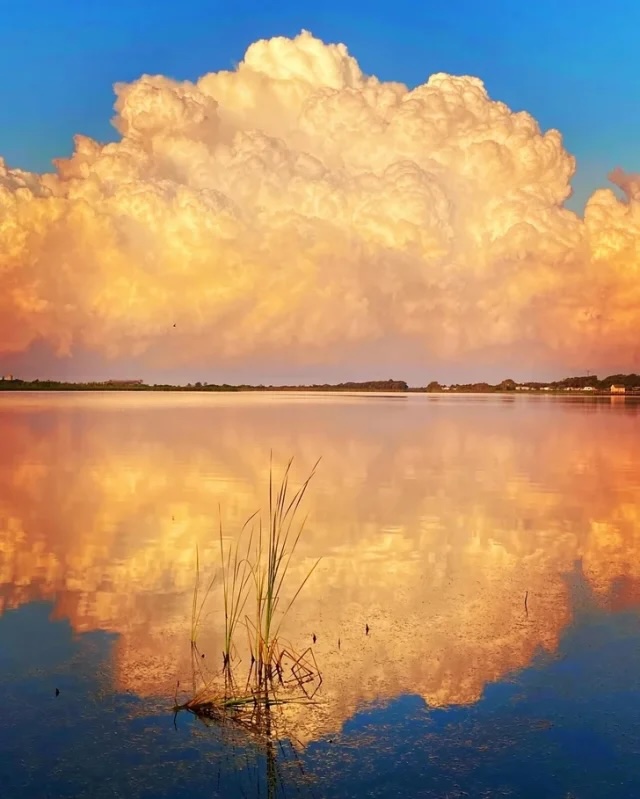 Звёзды, молнии, закаты: уникальные снимки неба, которые завораживают