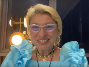 Анжела Перл