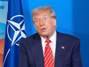 «Сложнее, чем другие войны»: Трамп анонсировал разговор с Путиным по Украине