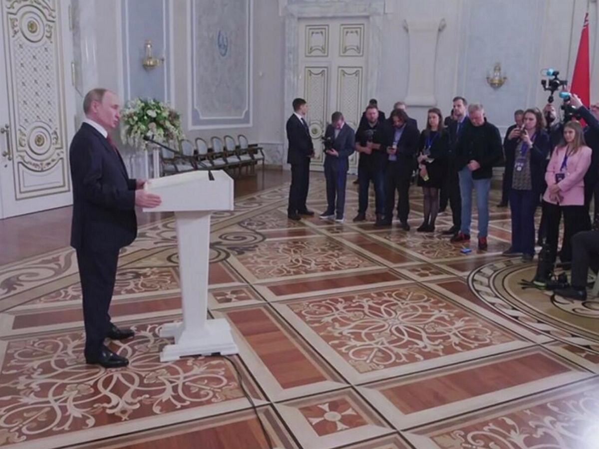 «Сами скоро сдохнут, а нас хоронят»: Путин высказался о санкциях, переговорах с Украиной и Трампе