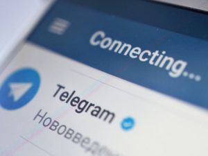 Путин поручил проработать ограничения для мессенджеров из недружественных стран до 1 сентября