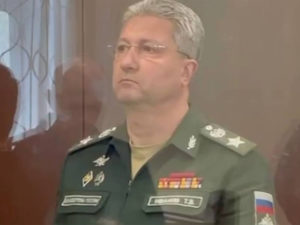 Тимур Иванов