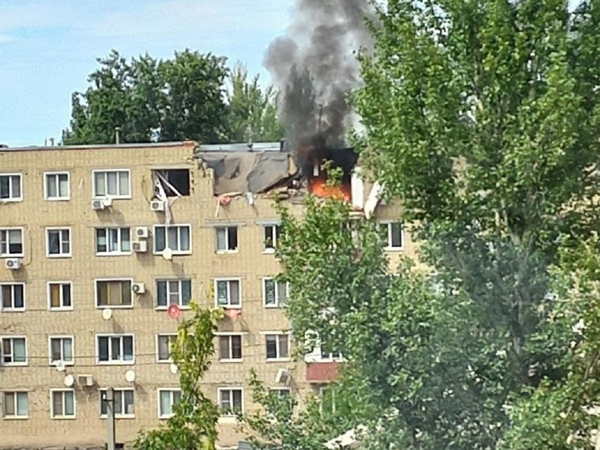 Последствия взрыва в пятиэтажке под Саратовом сняли на видео