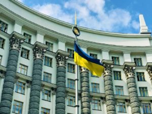 «Правительство Украины драпанет на Запад»: Подоляка опубликовал секретный документ