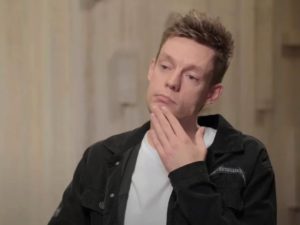 Юрию Дудю* в России грозит пожизненный срок за госизмену