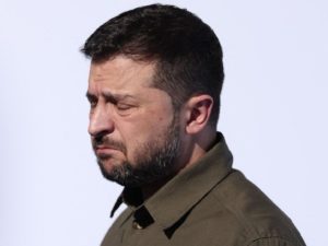 «Выгоните его!»: в США назвали Зеленского диктатором и намекнули на коррупцию на Украине