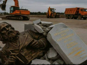 Азербайджан снес памятник Айвазовскому в Карабахе