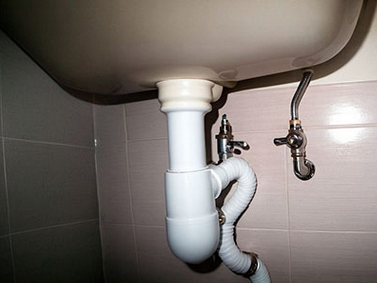 Сифон под раковиной: памятка практичному хозяину