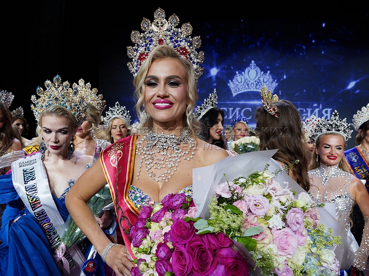 Победительницей конкурса «Миссис Россия – 2025» стала Екатерина Семенова (ВИДЕО)