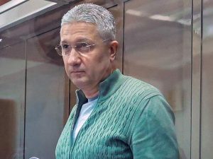 23 авто, 14 мотоциклов, 40 пар часов: у Тимура Иванова нашли активы на ₽1,2 млрд