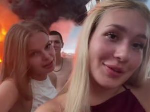 Задержаны тиктокеры, которые сняли в Сочи видео на фоне горящей после атаки БПЛА нефтебазы