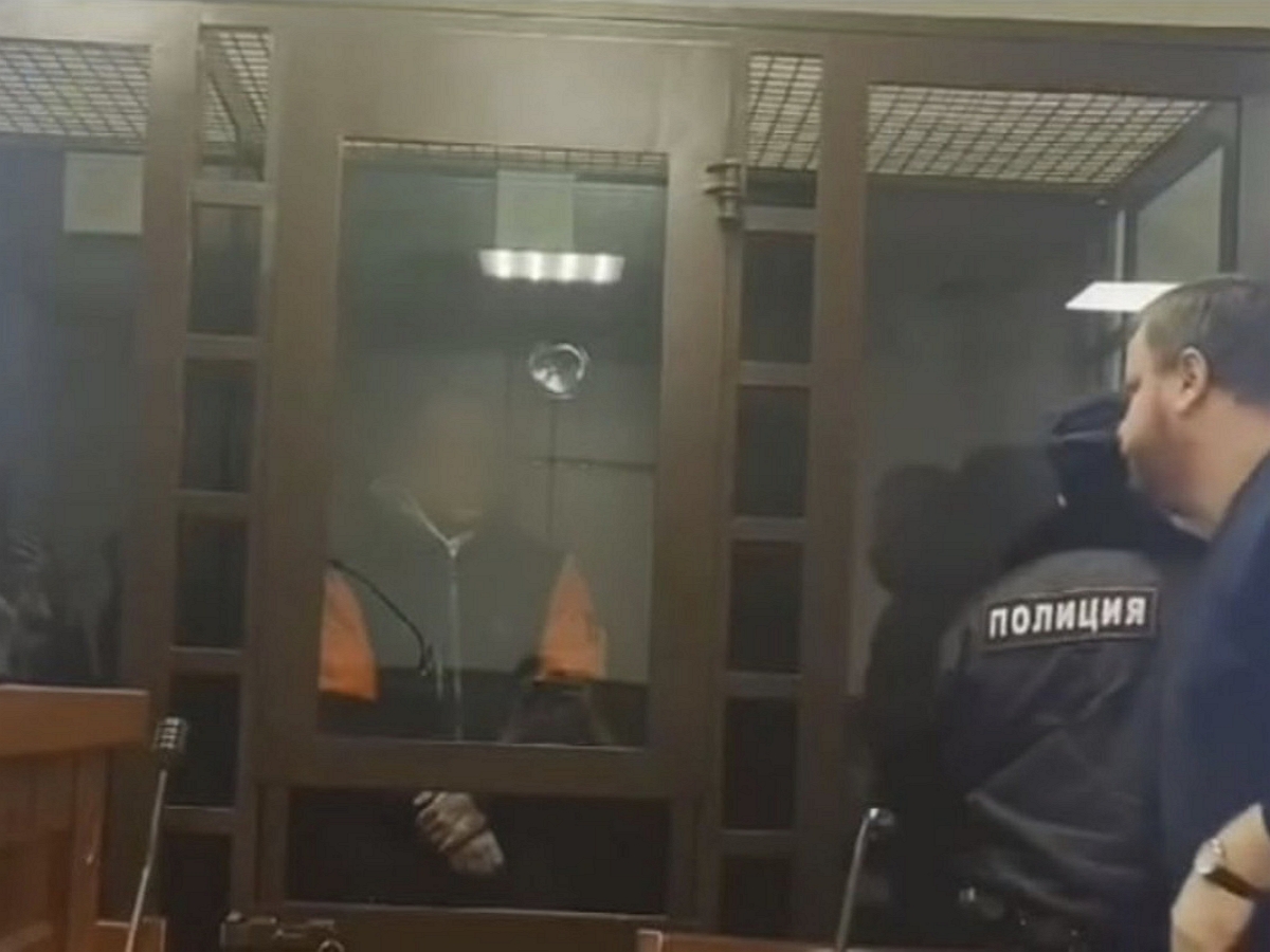 Суд вынес приговор расчленителю транссексуала* из Мурино