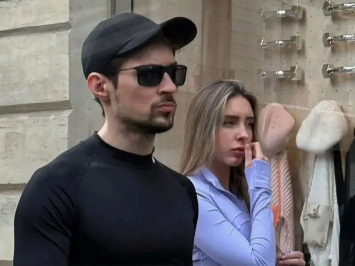 Девушка Павла Дурова