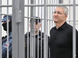Тимур Иванов