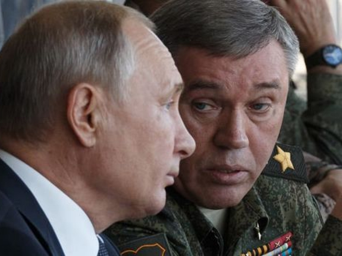 Putin-and-Gerasimov.jpg