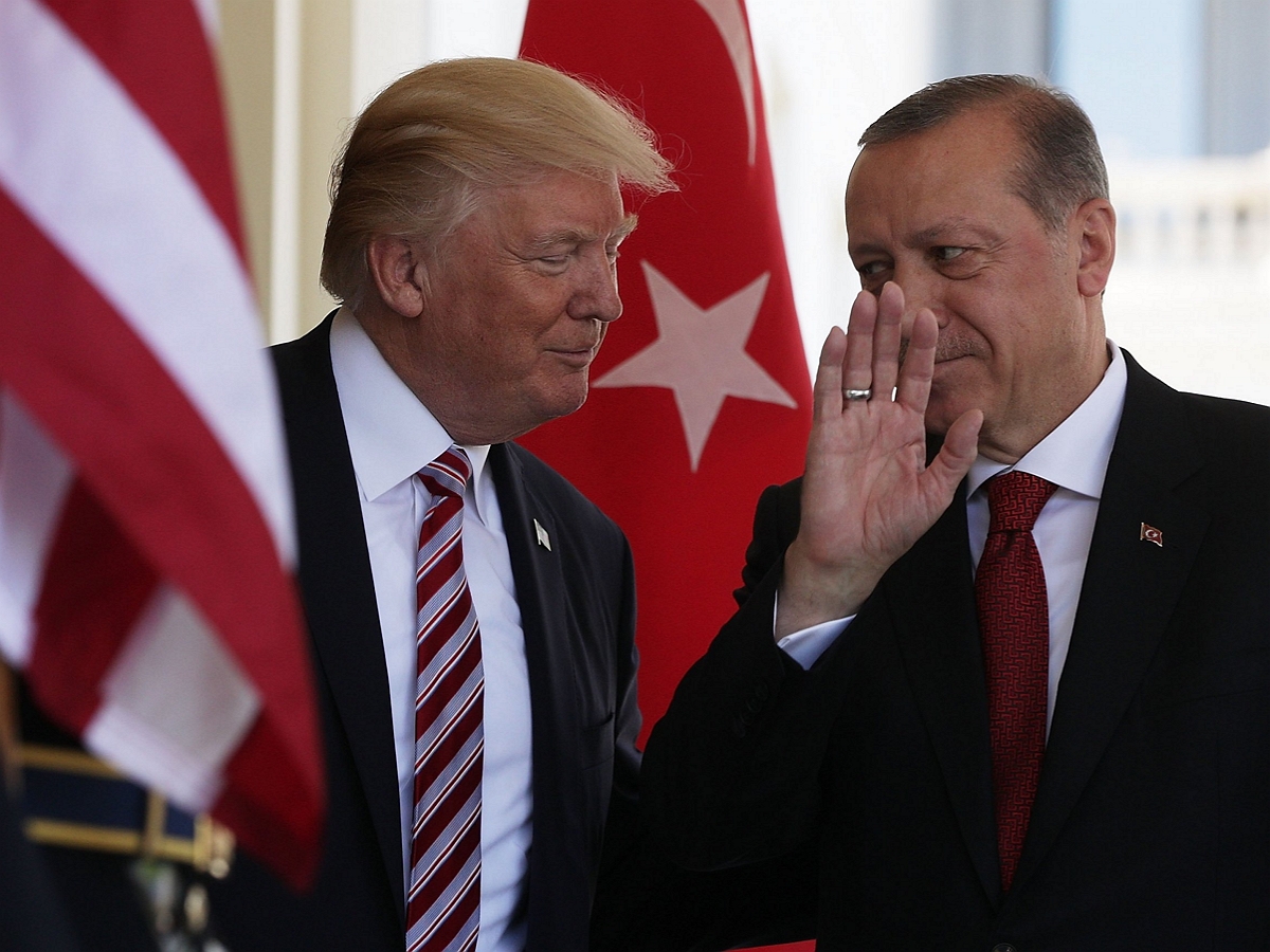 Трамп потребовал от Эрдогана отказаться от российской нефти