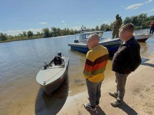 В Татарстане на Волге перевернулся катер: четыре человека погибли