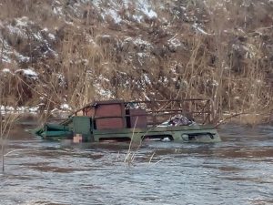 В Забайкалье затонул вездеход с геологами: погибли пять человек