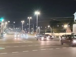 окутавший Петербург химический запах вызывает слезы