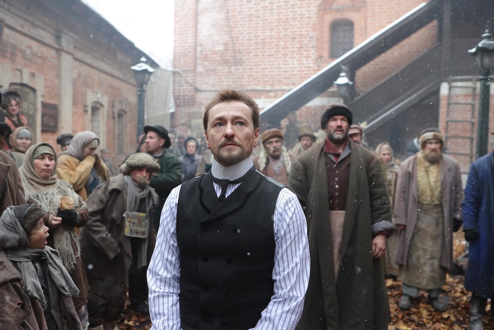30 лучших российских сериалов 2024 года
