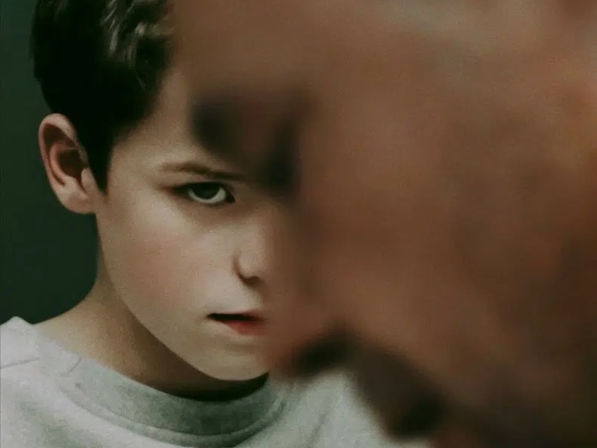 25 популярных сериалов для просмотра в 2025 году