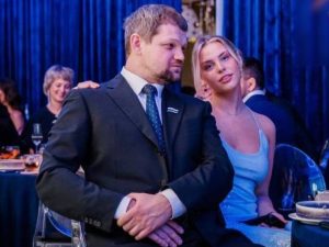 Депутата уральского Заксобрания Блохина обвиняют в сталкинге и избиениях