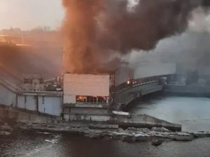 Опубликовано фото повреждений ДнепроГЭС после удара ВС РФ 