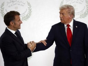 Трамп и Макрон