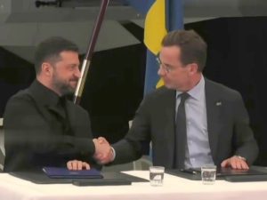 «Ждали, что дадут бесплатно»: Швеция продаст Украине до 150 истребителей Gripen E