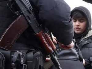 мигранты с оружием
