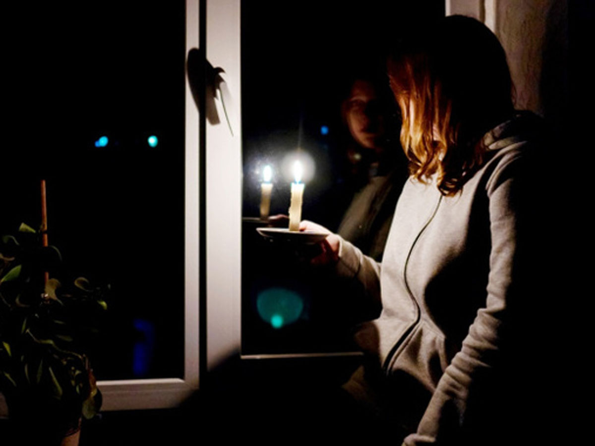 В Мытищах тысячи человек остались без света, воды и отопления